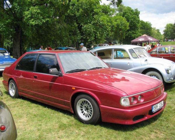 Фото Tatra T700 I Седан 2 дв. GT