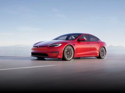 Фото Tesla Model S  Лифтбек