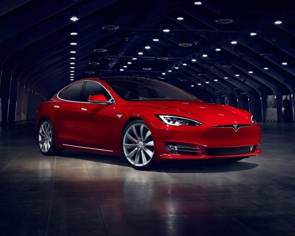 Фото Tesla Model S I Рестайлинг Лифтбек
