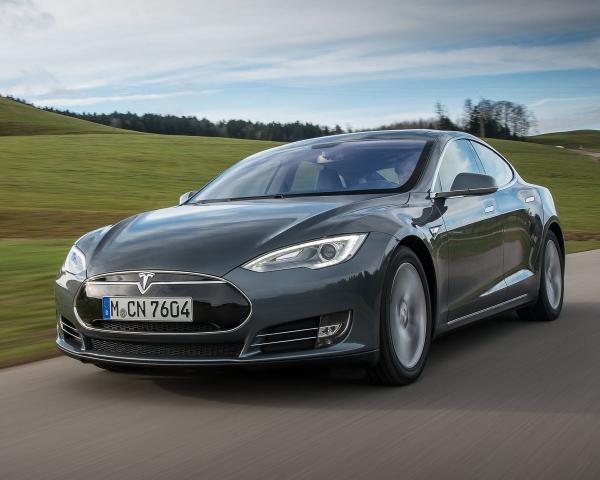 Фото Tesla Model S I Лифтбек