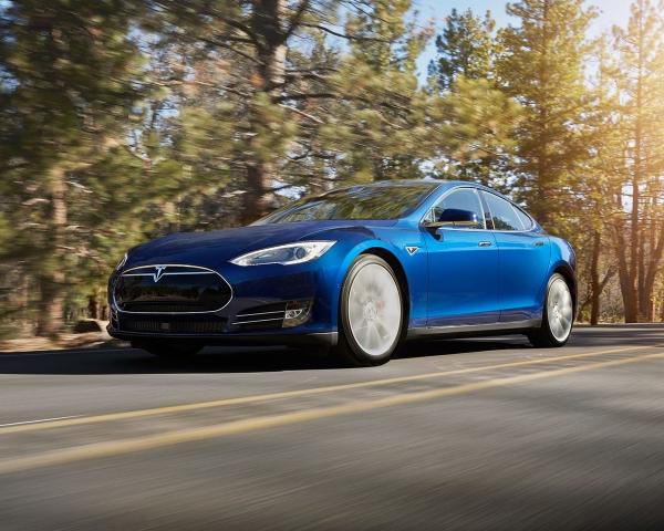Фото Tesla Model S I Лифтбек