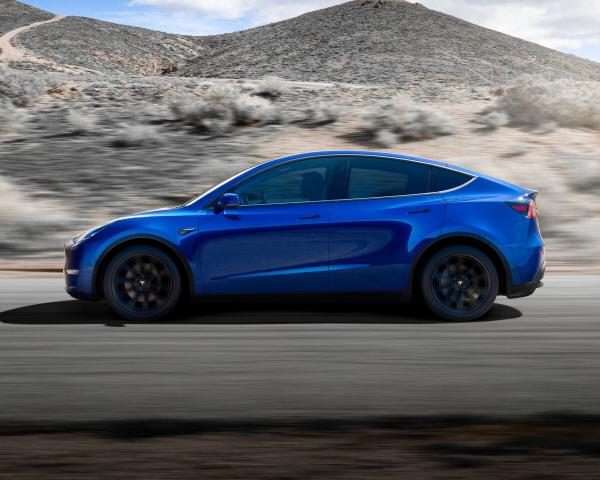 Фото Tesla Model Y I Внедорожник 5 дв.