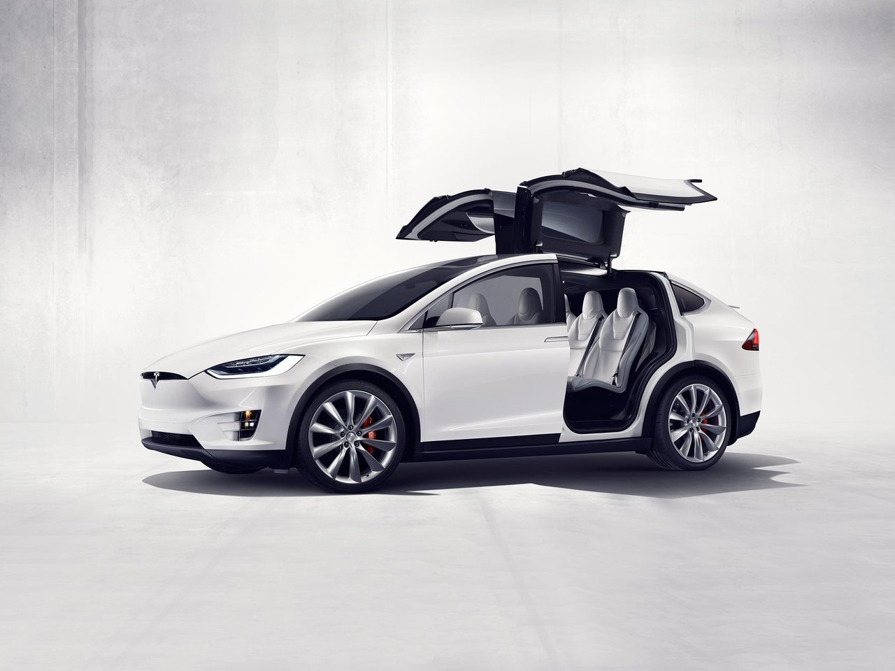 Фото Tesla Model X I