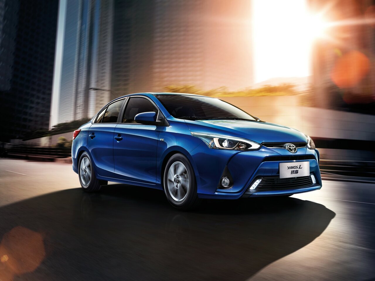 Фото Toyota Yaris XP150 Рестайлинг