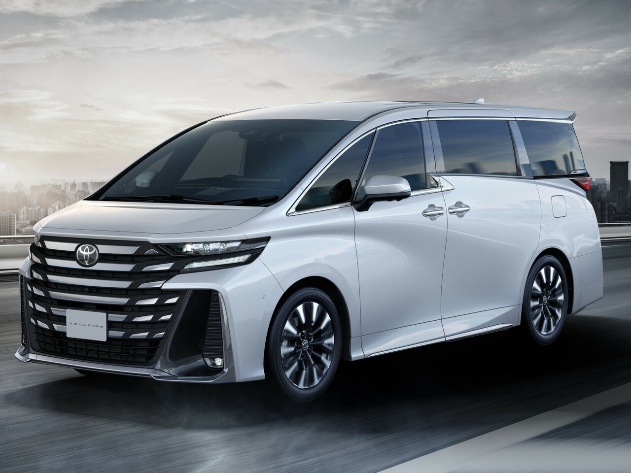 Фото Toyota Vellfire III