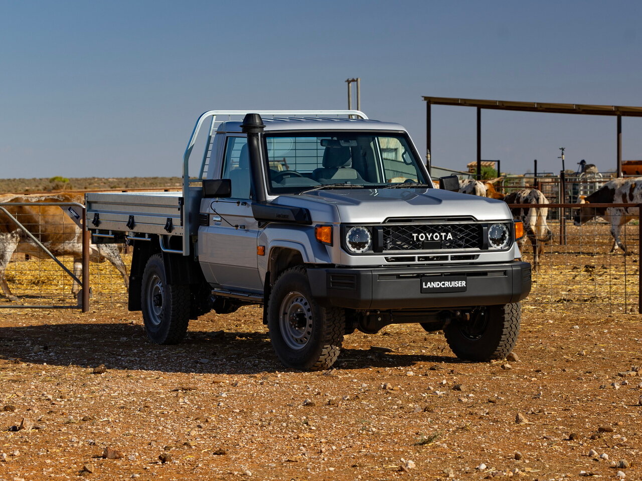 Фото Toyota Land Cruiser 70 Рестайлинг 2