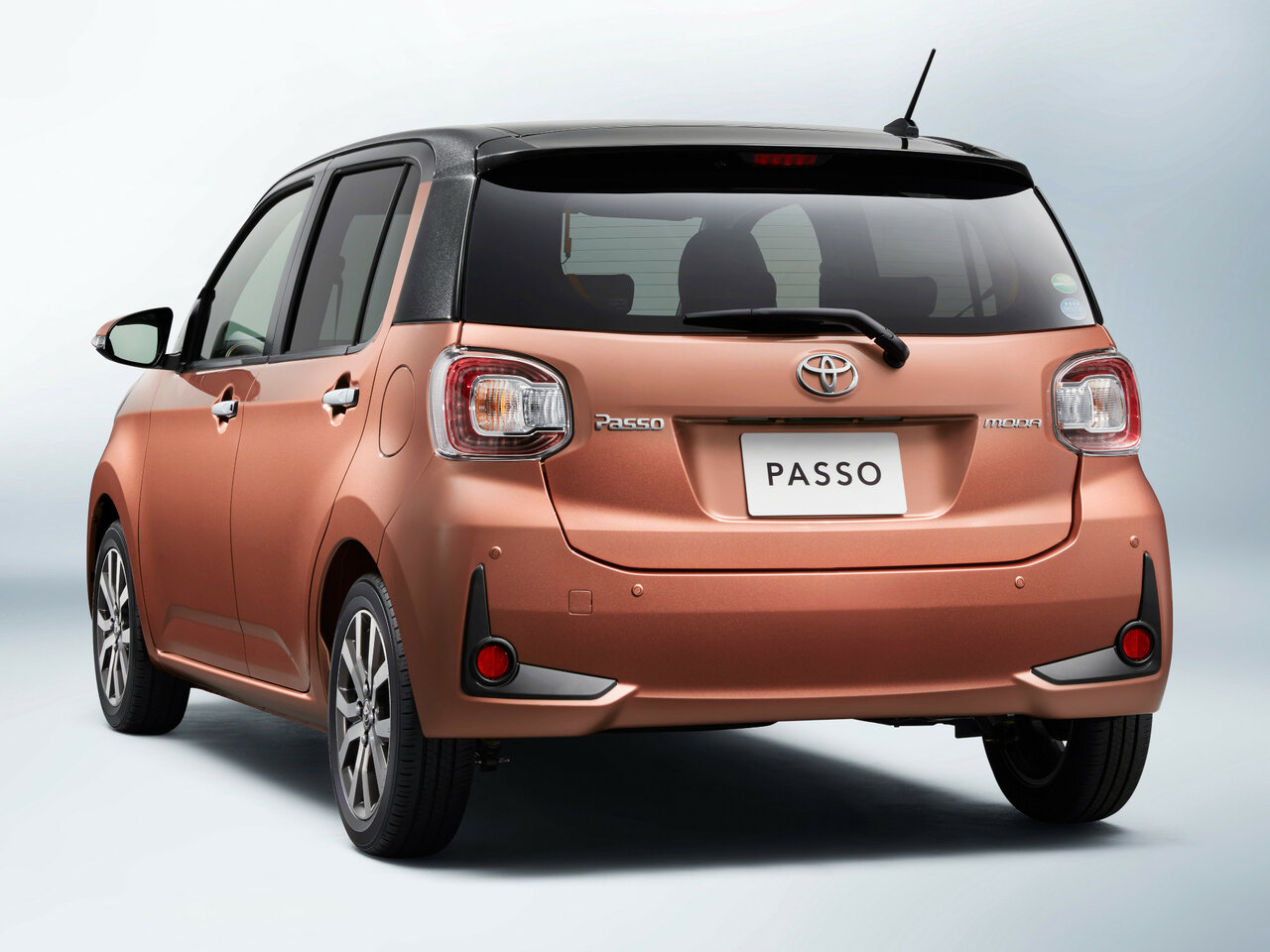 Фото Toyota Passo III Рестайлинг