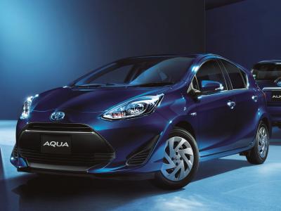 Фото Toyota Aqua I Рестайлинг 2 Хэтчбек 5 дв.