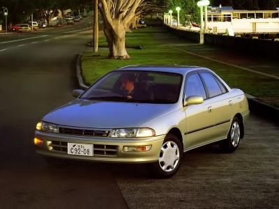 Какая коробка передач у Toyota Carina E?