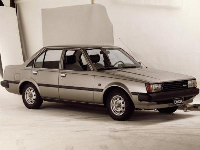 Фото Toyota Carina III (A60) Седан