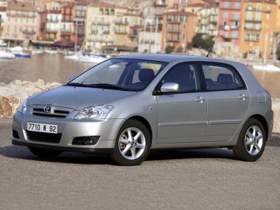 Фото Toyota Corolla IX (E120, E130) Рестайлинг Хэтчбек 5 дв.