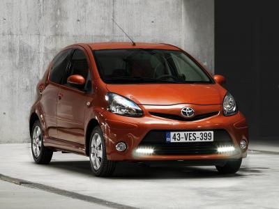 Фото Toyota Aygo I Рестайлинг 2 Хэтчбек 5 дв.