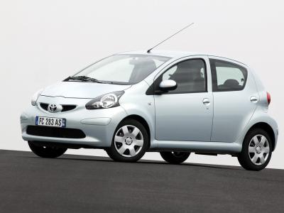 Фото Toyota Aygo I Хэтчбек 5 дв.