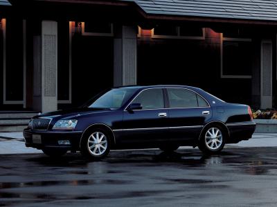 Фото Toyota Crown Majesta III (S170) Седан