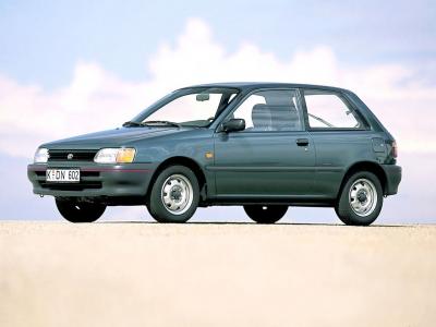 Фото Toyota Starlet IV (P80) Хэтчбек 3 дв.