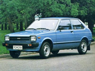 Фото Toyota Starlet II (P60) Хэтчбек 3 дв.