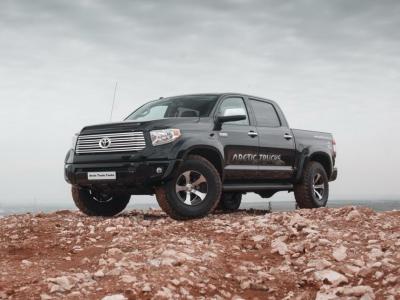 Фото Toyota Tundra  Пикап Двойная кабина Arctic Trucks