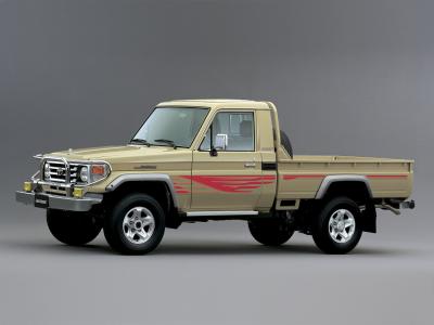 Фото Toyota Land Cruiser 70 Series Пикап Одинарная кабина