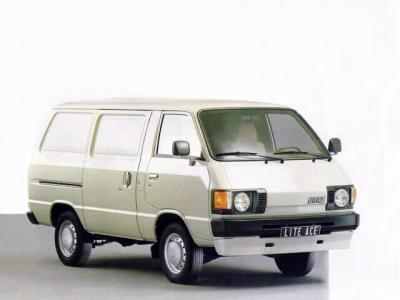 Фото Toyota Lite Ace II Фургон