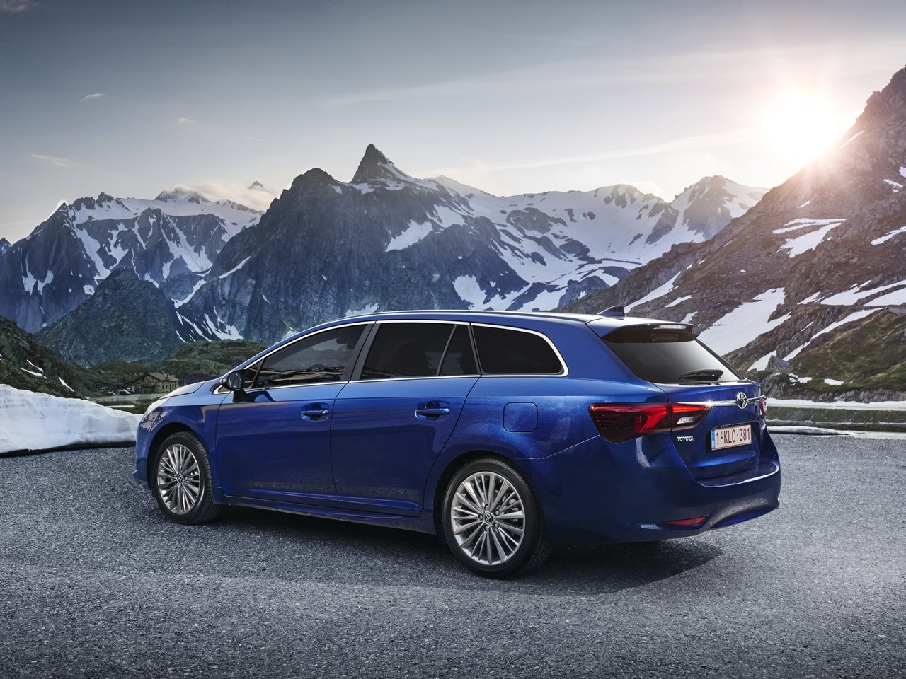 Характеристики 1.6 MT Дизель, Передний привод, Механика, 112 л.с. Toyota  Avensis 3 поколение Рестайлинг 2 2015 - 2018, Универсал 5 дв.