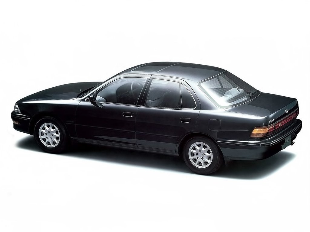 Характеристики 2.5 AT Бензин, Передний привод, Автомат, 175 л.с. Toyota  Camry 1990 - 1994, Седан