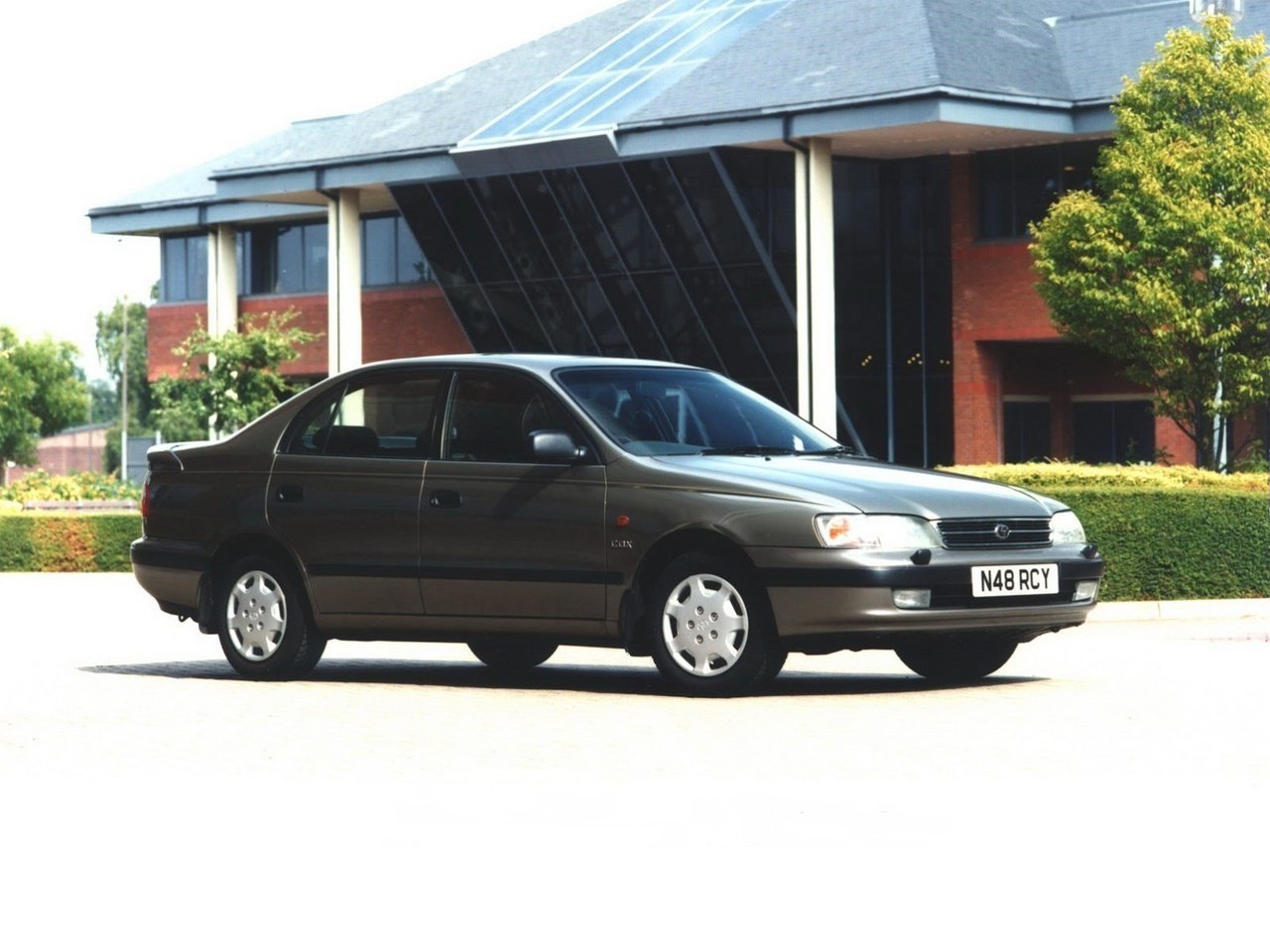 Фото Toyota Carina E I