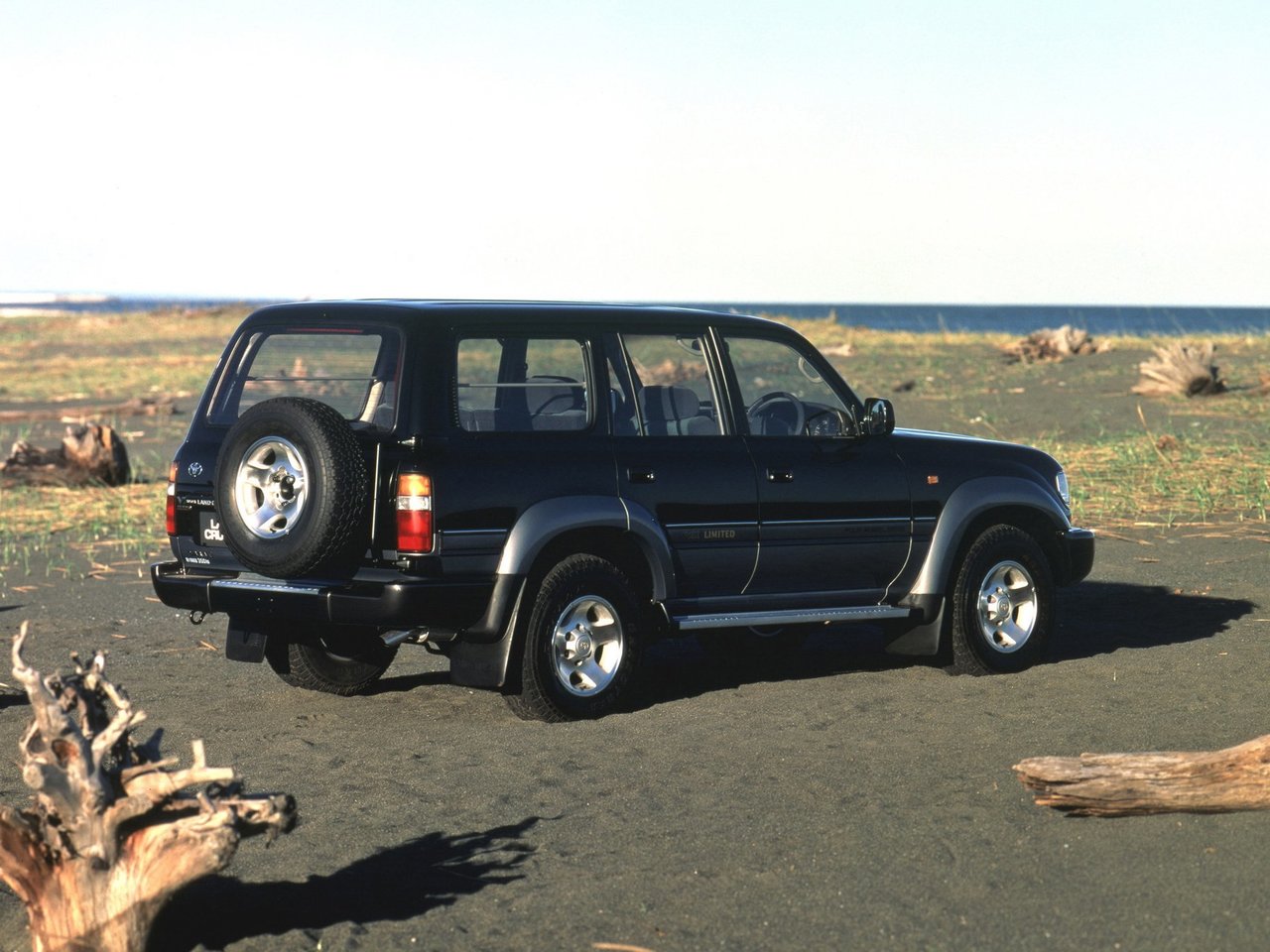 Фото Toyota Land Cruiser 80 Series Рестайлинг