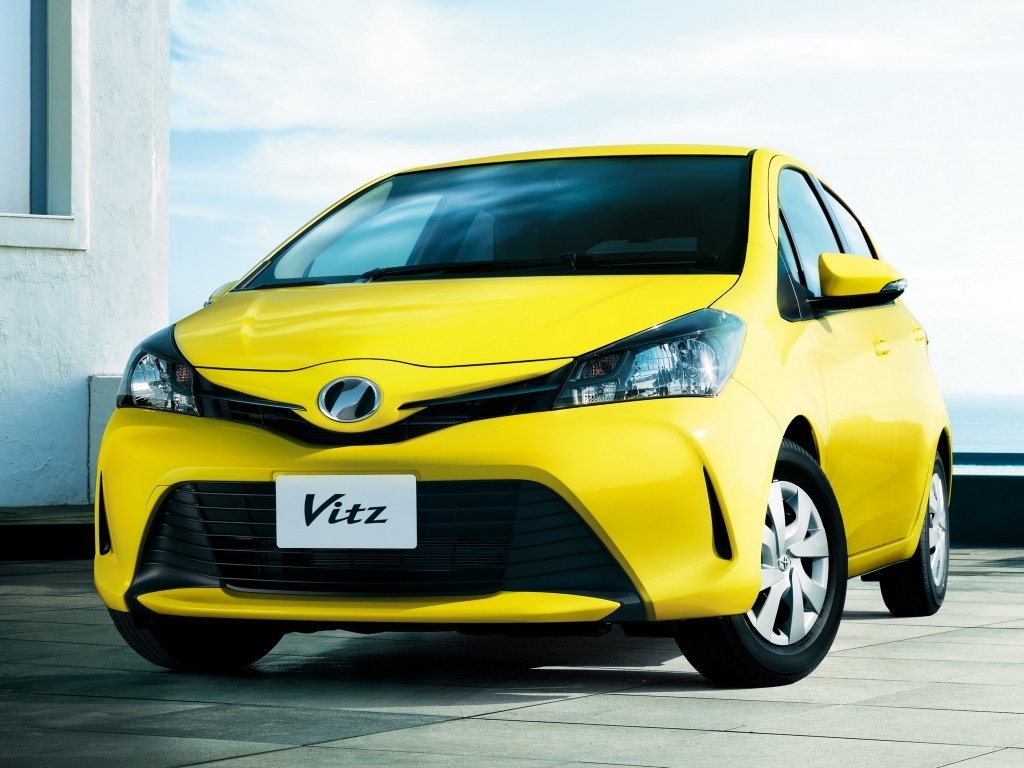 Фото Toyota Vitz III (XP130) Рестайлинг