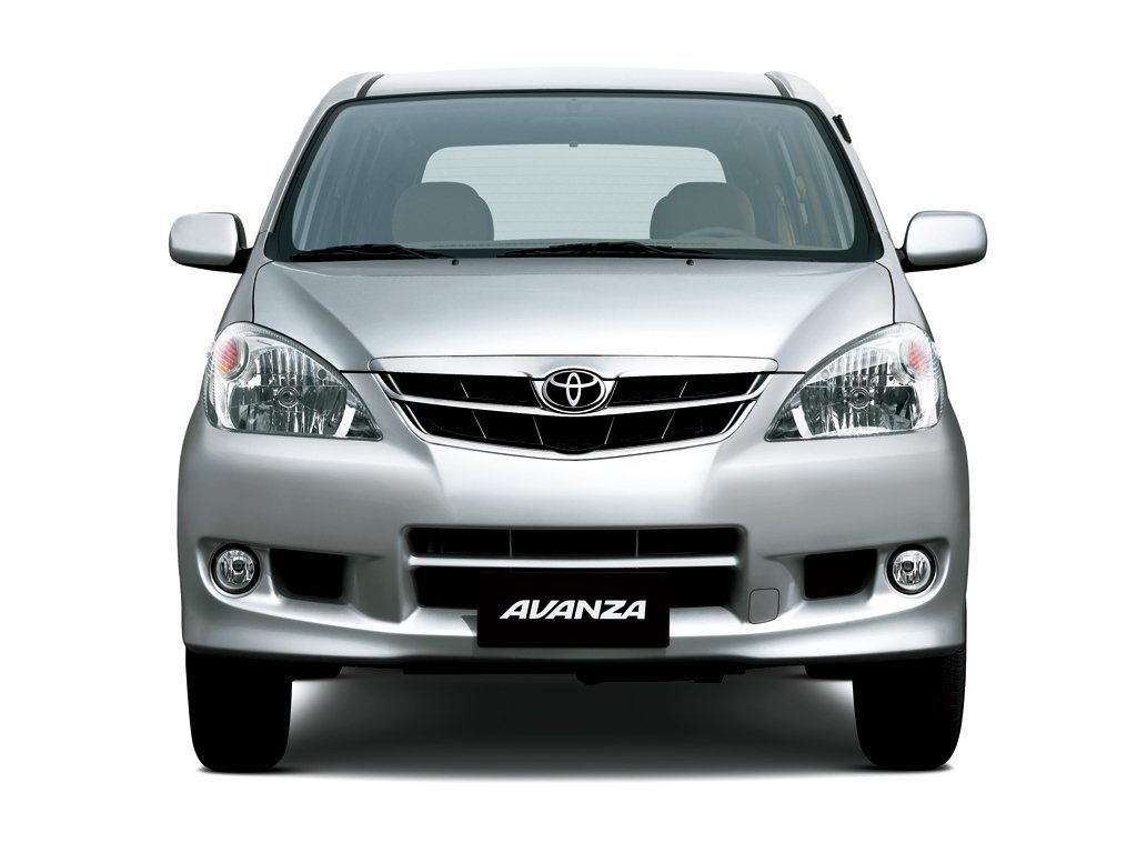 Фото Toyota Avanza I