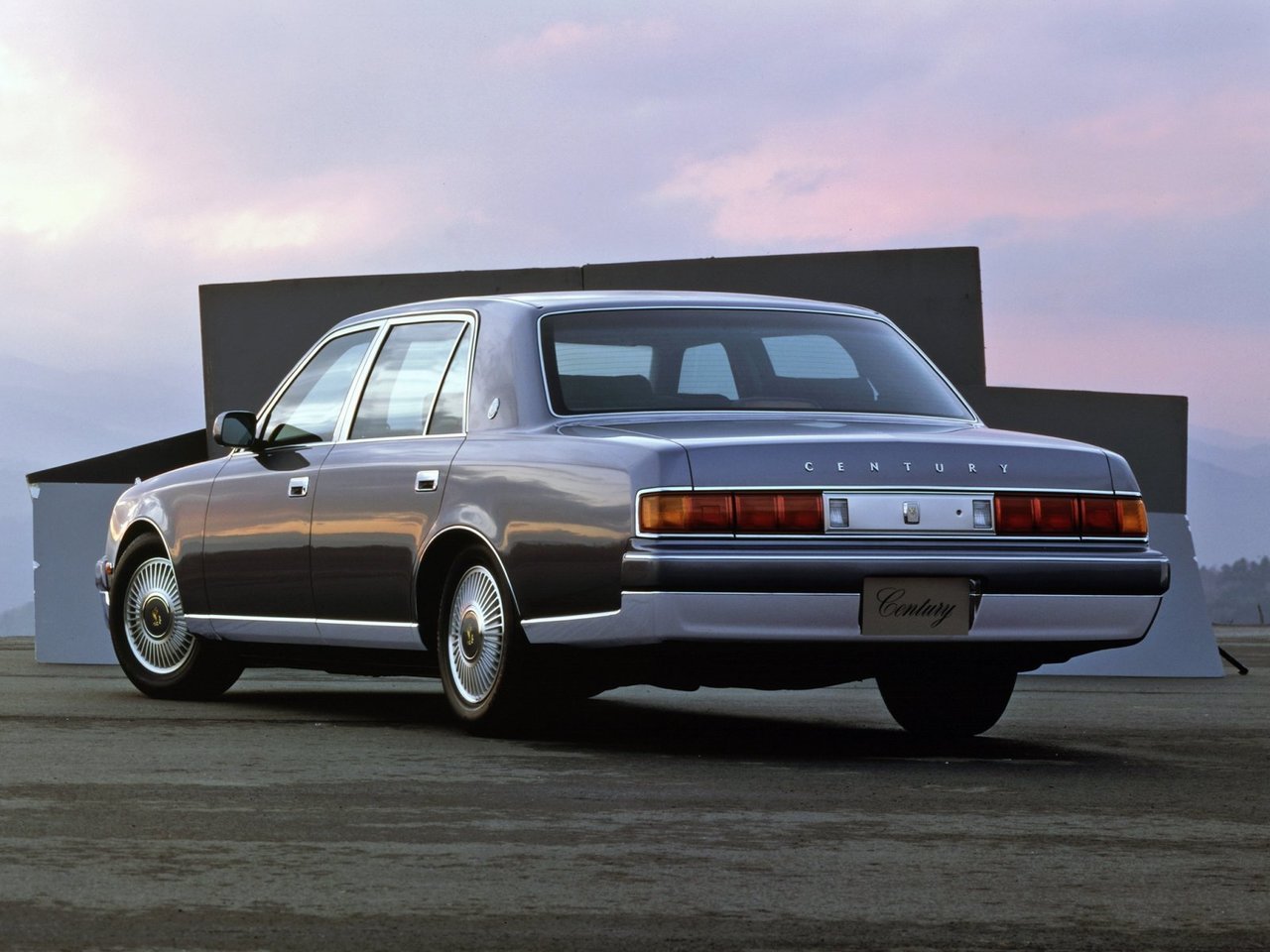 Фото Toyota Century II (G50)