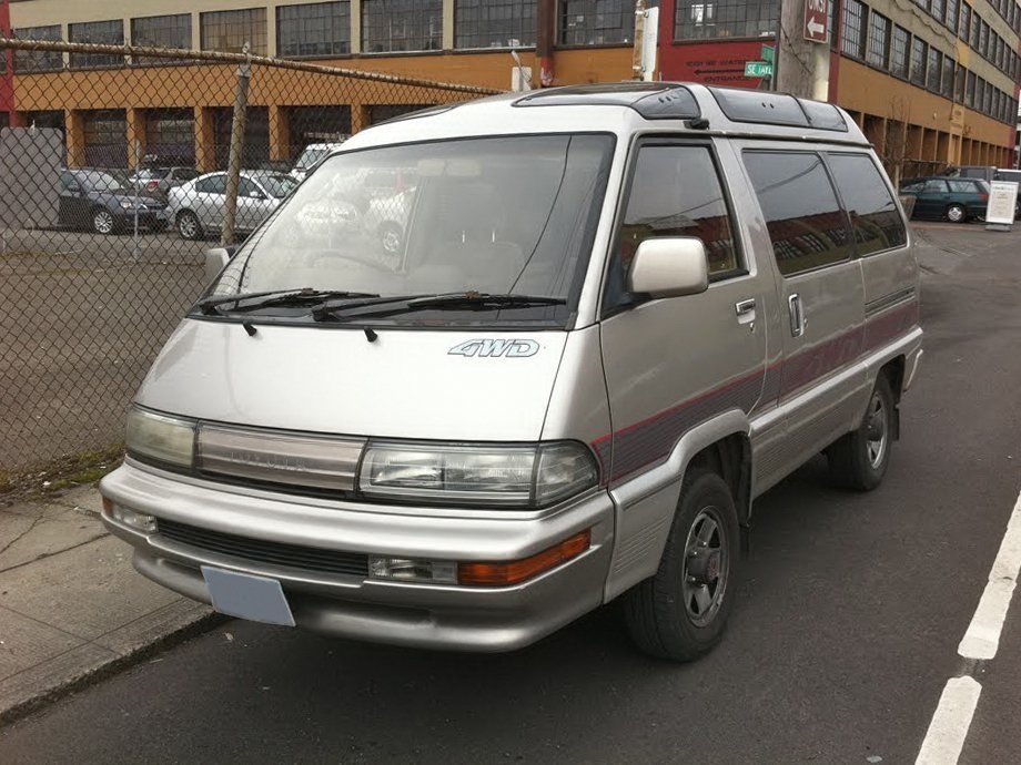 Фото Toyota MasterAce Surf I