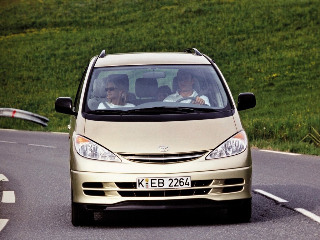 Фото Toyota Previa II (XR30, XR40)