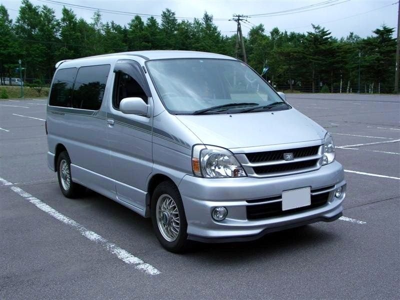 Фото Toyota Touring HiAce I