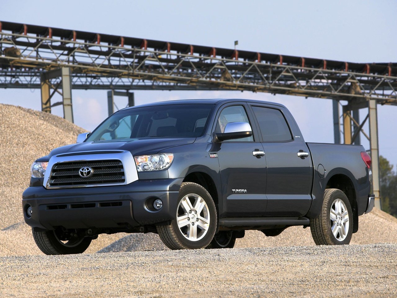 Фото Toyota Tundra II