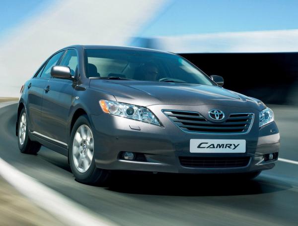 Сравнение Toyota Camry и Toyota Camry Solara