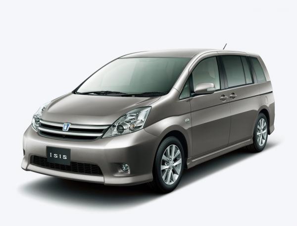 Сравнение Toyota ISis и Toyota Wish