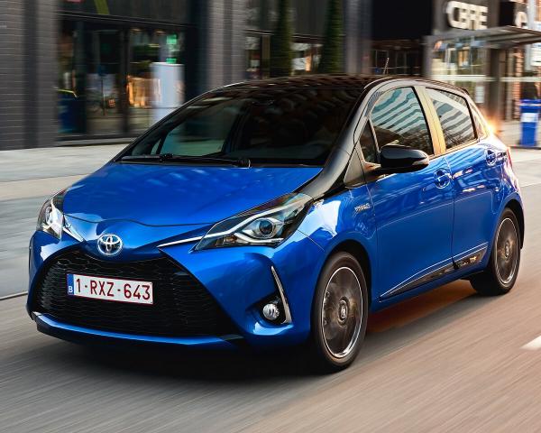 Фото Toyota Vitz III (XP130) Рестайлинг 2 Внедорожник 5 дв.