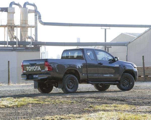 Фото Toyota Hilux VIII Рестайлинг Пикап Полуторная кабина Extra Cab