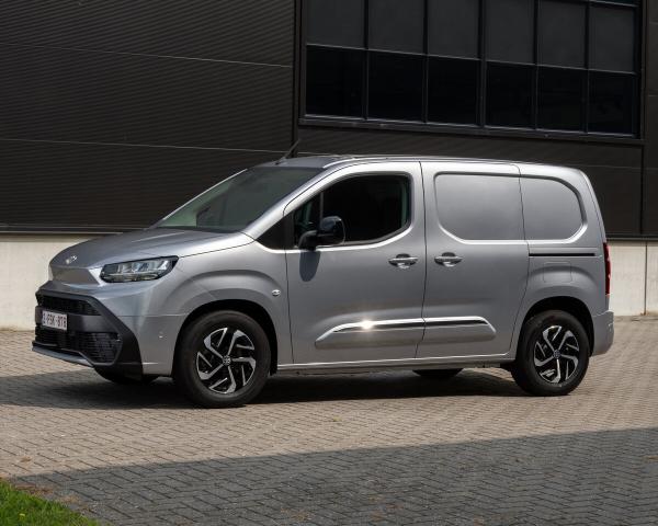 Фото Toyota ProAce City I Рестайлинг Фургон L1