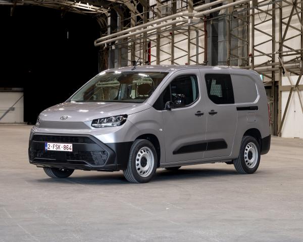 Фото Toyota ProAce City I Рестайлинг Фургон L2