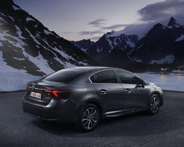 Фото Toyota Avensis III Рестайлинг 2 Седан