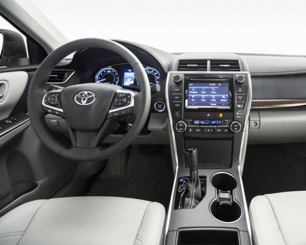 Фото Toyota Camry VII (XV50) Рестайлинг Седан US Market