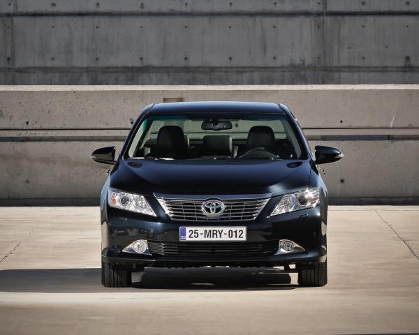 Фото Toyota Camry VII (XV50) Седан