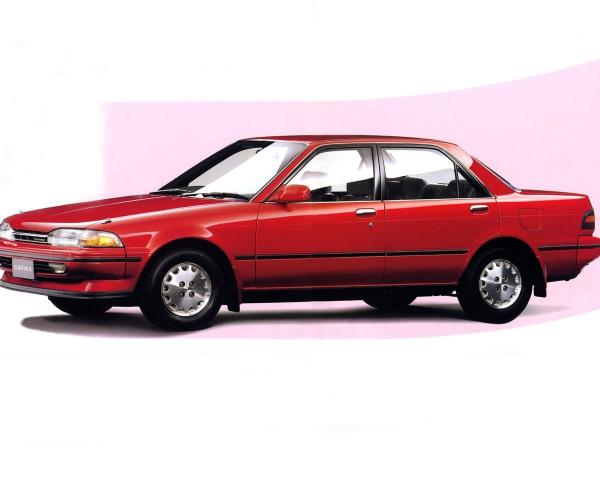 Фото Toyota Carina V (T170) Седан