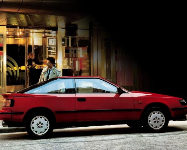 Фото Toyota Celica IV (T160) Лифтбек