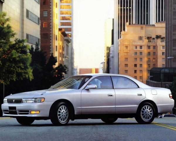 Фото Toyota Chaser V (X90) Рестайлинг Седан