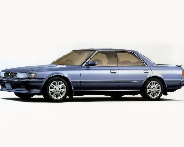 Фото Toyota Chaser IV (X80) Седан