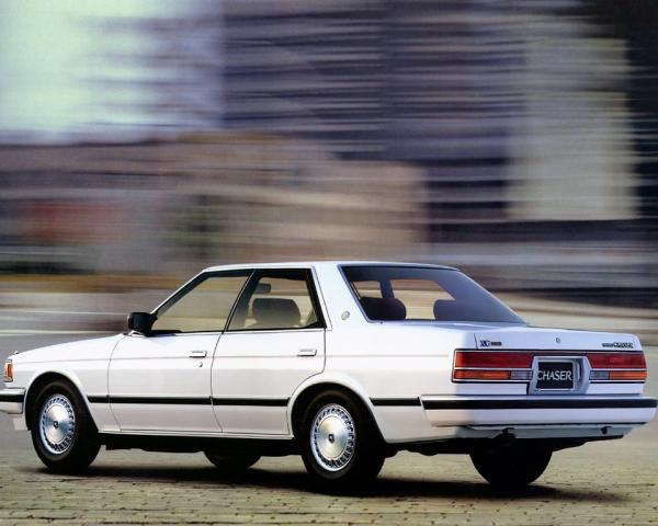 Фото Toyota Chaser III (X70) Седан