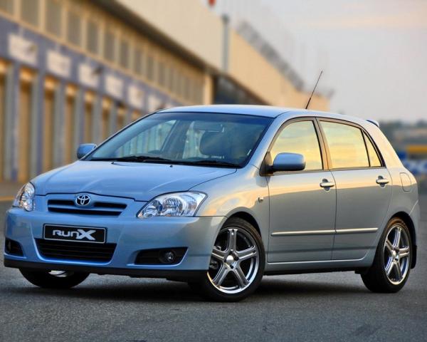 Фото Toyota Corolla IX (E120, E130) Рестайлинг Хэтчбек 5 дв. Runx