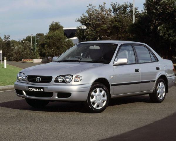 Фото Toyota Corolla VIII (E110) Рестайлинг Седан